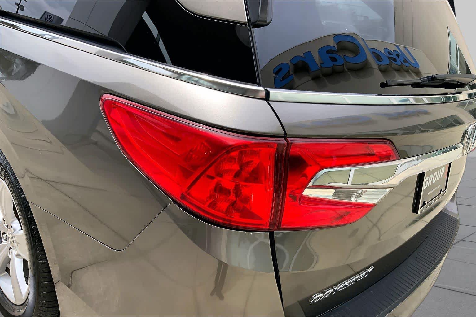 Used 2018 Honda Odyssey EX-L image 28