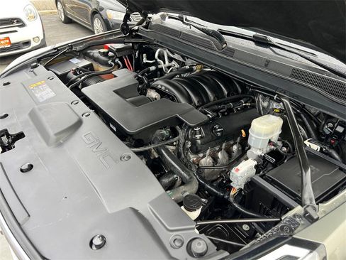 Used 2018 GMC Yukon XL Denali w/ Open Road Package image 45