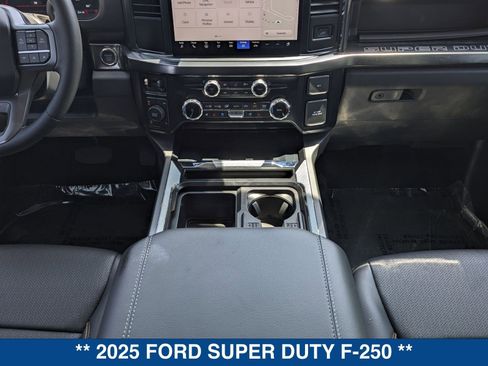 New 2025 Ford F250 Lariat w/ FX4 Off-Road Package image 41