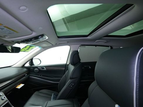 New 2026 Genesis GV80 2.5T Prestige image 19