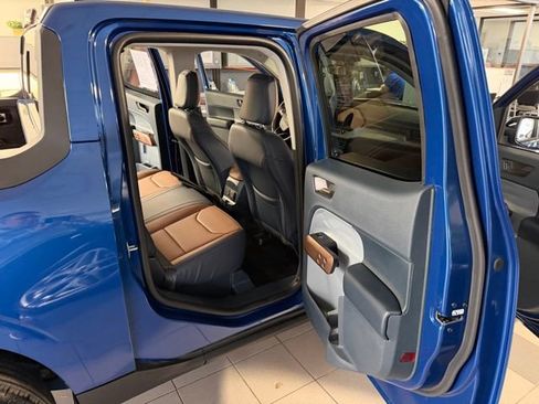 Used 2024 Ford Maverick Lariat image 22