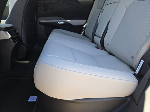 New 2026 Lexus RX 350 FWD image 8