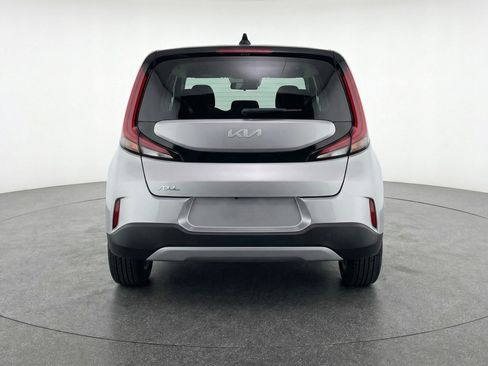 Used 2025 Kia Soul LX w/ LX Technology Package image 7