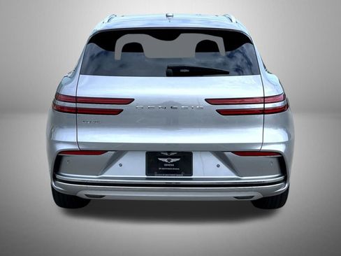 Used 2026 Genesis Electrified GV70 image 6