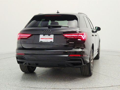 Used 2023 Audi Q3 2.0T Premium w/ Black Optic Sport Package AWD/4WD image 6