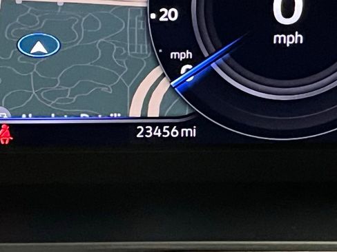 Used 2022 Volkswagen Tiguan SEL R-Line image 23