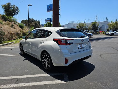 Certified 2025 Subaru Impreza 2.0i Sport AWD/4WD image 5