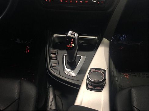 Used 2015 BMW 320i Sedan image 25