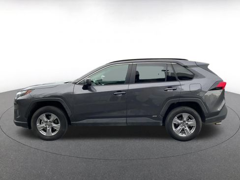 Used 2025 Toyota RAV4 LE image 9