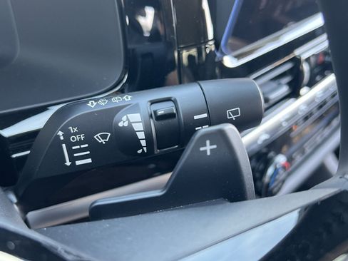 New 2026 Nissan Pathfinder SL image 11