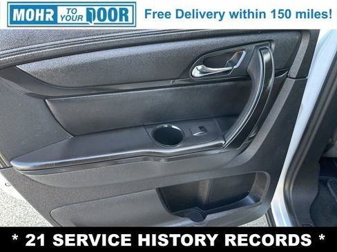 Used 2016 Chevrolet Traverse LT w/ Style and Technology Package image 29