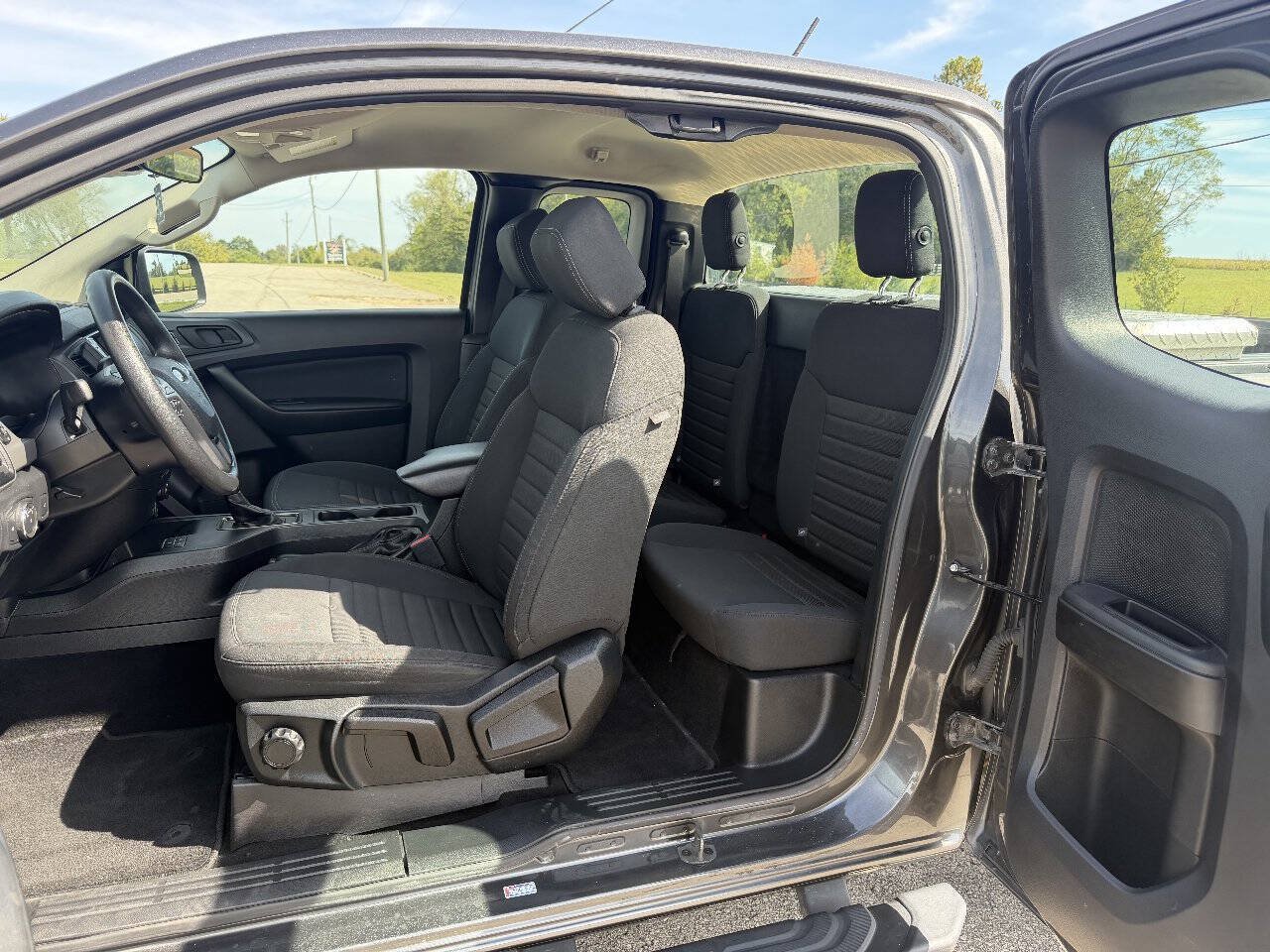 Used 2020 Ford Ranger XL w/ Equipment Group 101A Mid RWD image 17