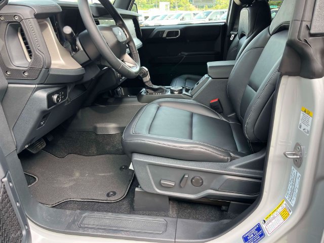 New 2026 Ford Bronco Outer Banks AWD/4WD image 23