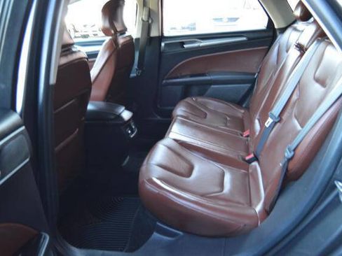 Used 2016 Ford Fusion SE w/ Equipment Group 202A image 38