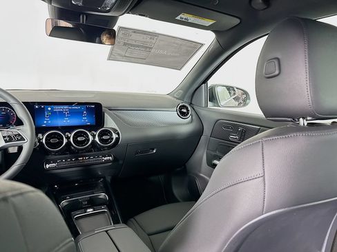 Used 2026 Mercedes-Benz GLA 250 4MATIC image 25