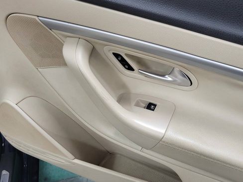 Used 2012 Volkswagen Eos Komfort FWD image 37