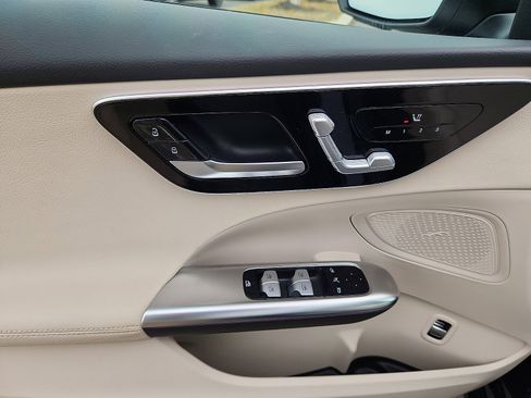 Used 2022 Mercedes-Benz C 300 4MATIC Sedan image 14