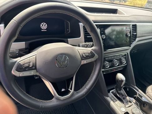 Used 2023 Volkswagen Atlas Cross Sport SE w/ Panoramic Sunroof Package AWD/4WD image 19