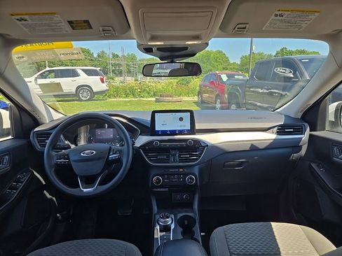 Used 2021 Ford Escape SE FWD image 5