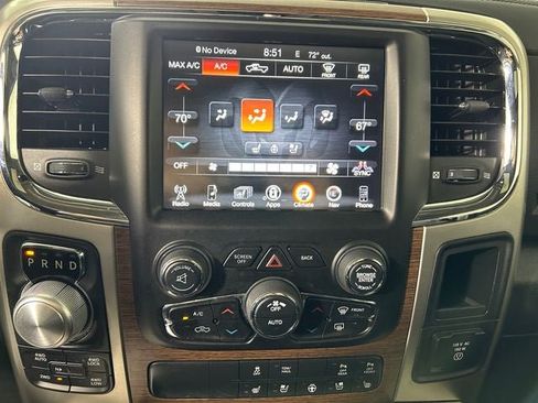 Used 2017 RAM 1500 Laramie w/ Convenience Group AWD/4WD image 22