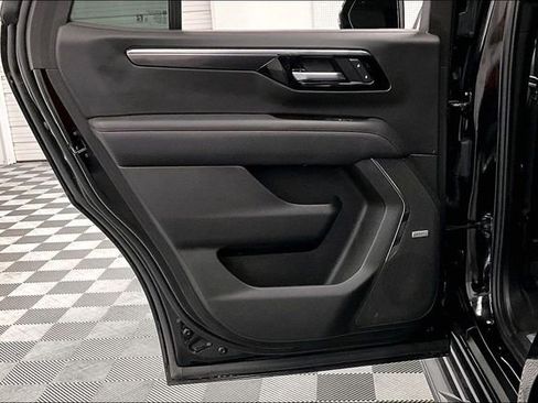Used 2025 Chevrolet Tahoe RST w/ Comfort Package AWD/4WD image 23