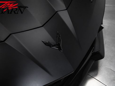 Used 2023 Chevrolet Corvette Stingray Preferred Conv w/ Z51 Performance Package RWD image 17