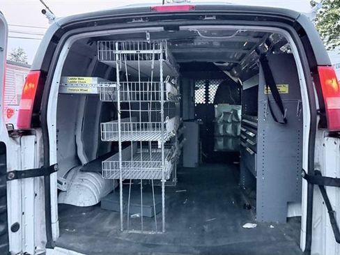 Used 2012 Chevrolet Express 2500 RWD image 13