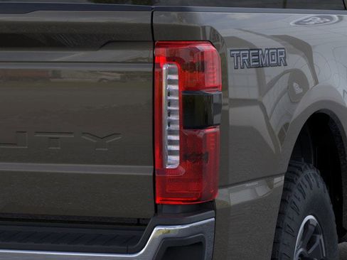 New 2026 Ford F250 Lariat w/ Tremor Off-Road Package image 21
