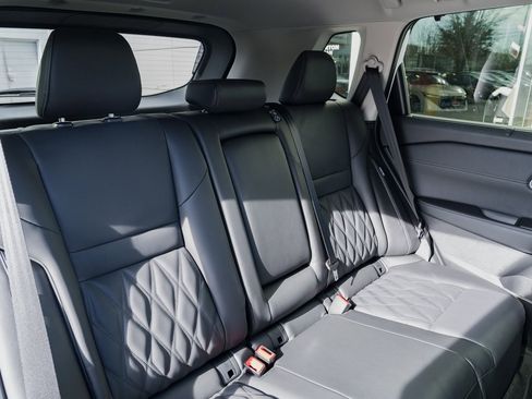 New 2026 Nissan Rogue Platinum image 24