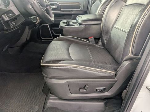 Used 2022 RAM 2500 Laramie AWD/4WD image 12