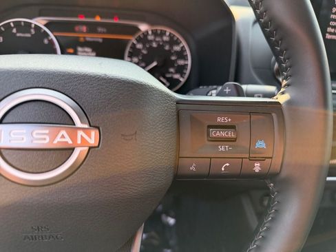 Used 2026 Nissan Rogue SV AWD/4WD image 16