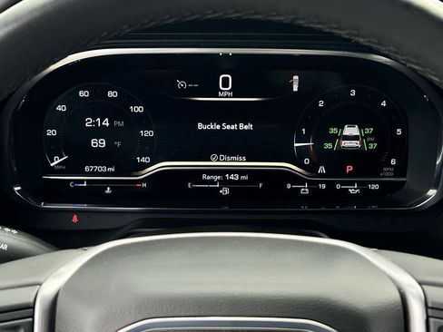 Used 2024 GMC Yukon SLT image 6