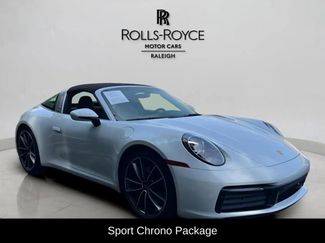 Used 2022 Porsche 911 Targa 4S video 3