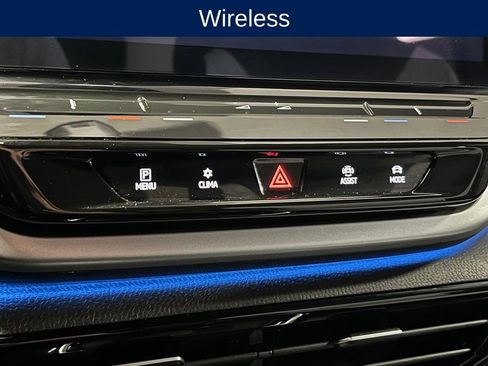 Certified 2024 Volkswagen ID.4 2WD image 10