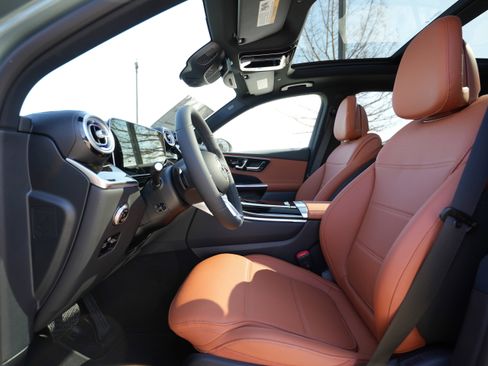 New 2026 Mercedes-Benz GLC 300 4MATIC image 34