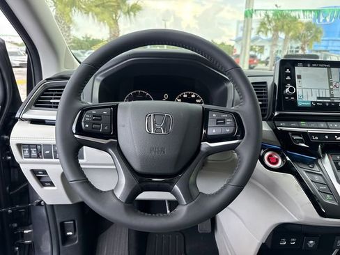 New 2026 Honda Odyssey Touring image 37