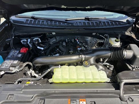 New 2026 Ford Expedition Active AWD/4WD image 18