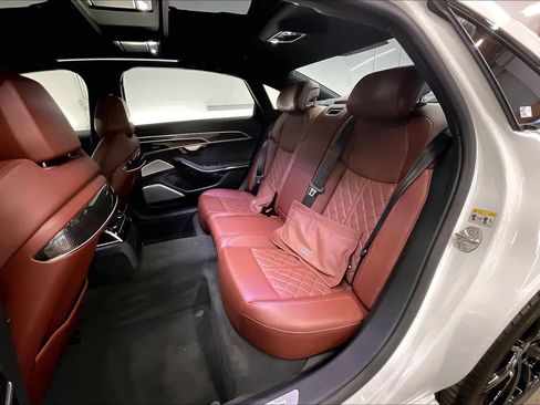 Used 2023 Audi S8 w/ S8 Executive Package image 26