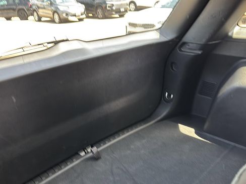 Used 2026 Chevrolet Equinox LT FWD image 22