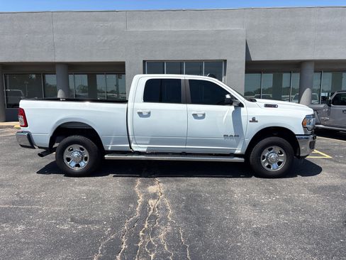 Used 2022 RAM 2500 Big Horn AWD/4WD image 4