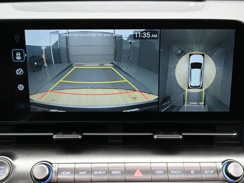 Used 2024 Hyundai Kona Limited FWD image 24