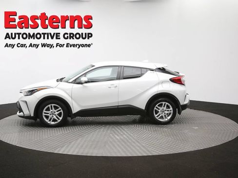 Used 2021 Toyota C-HR LE FWD image 58