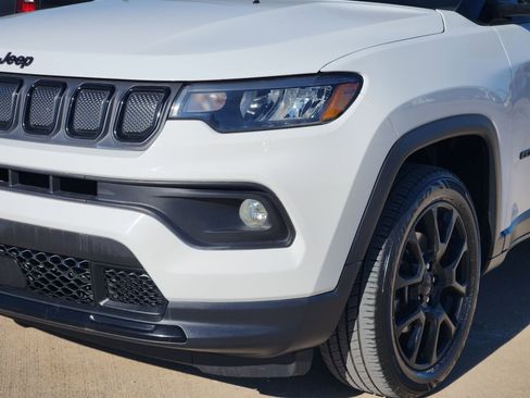 Used 2022 Jeep Compass Altitude w/ Convenience Group image 9