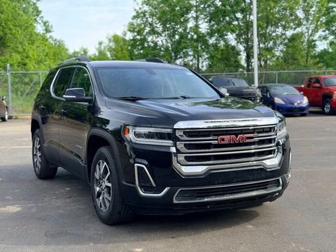 Used 2020 GMC Acadia SLE w/ Driver Convenience Package FWD image 4