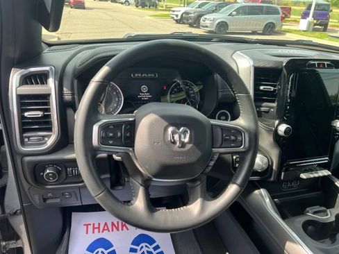 Used 2023 RAM 1500 Laramie AWD/4WD image 15