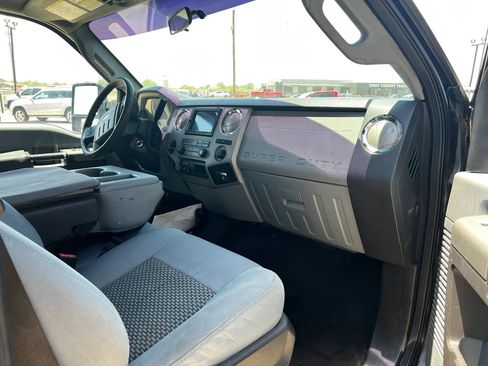 Used 2016 Ford F250 XLT AWD/4WD image 10