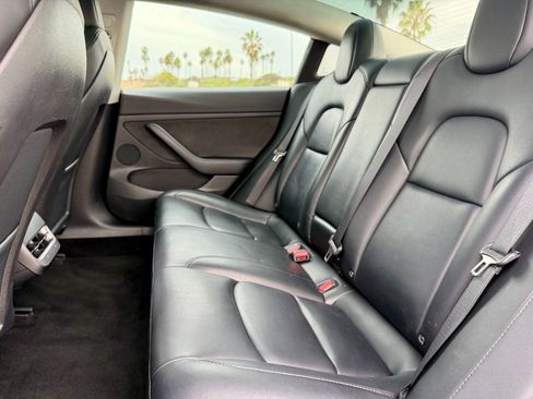Used 2023 Tesla Model 3 Standard Range RWD image 17