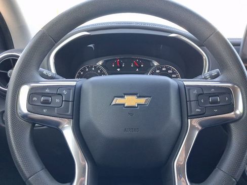 Used 2024 Chevrolet Blazer LT FWD image 29