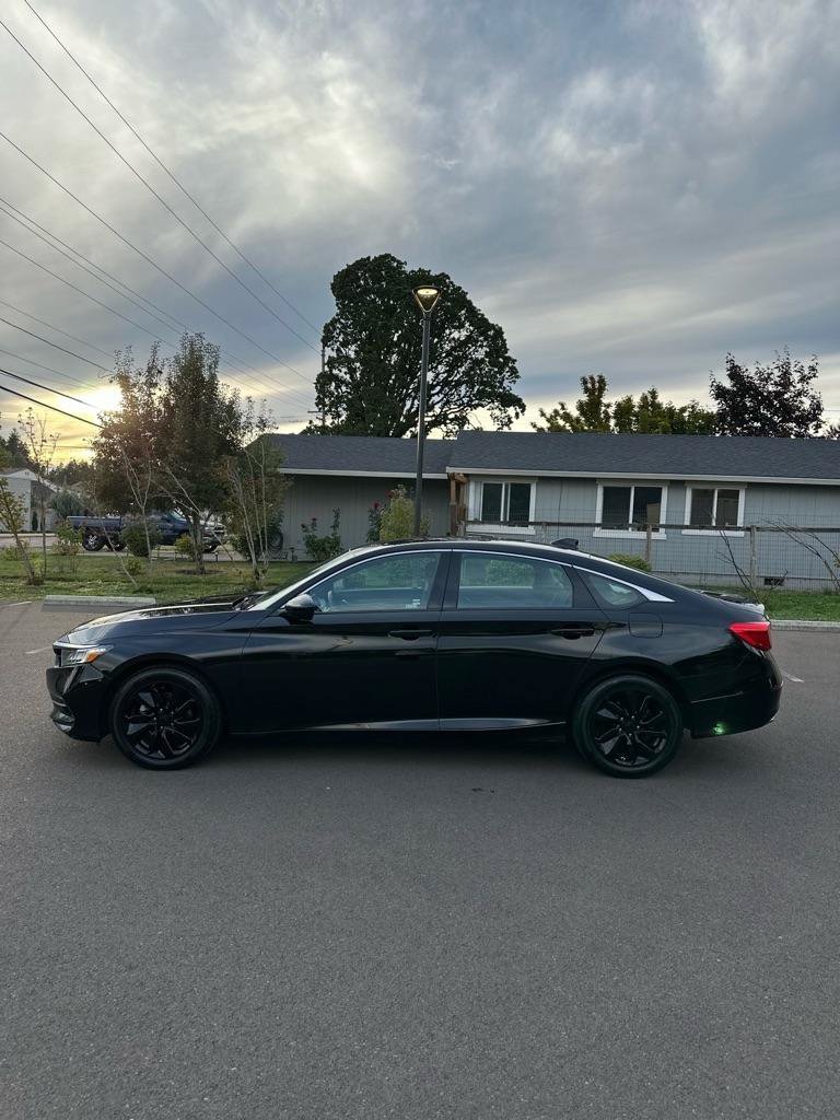 Used 2018 Honda Accord LX image 8