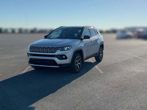 New 2026 Jeep Compass Limited image 3